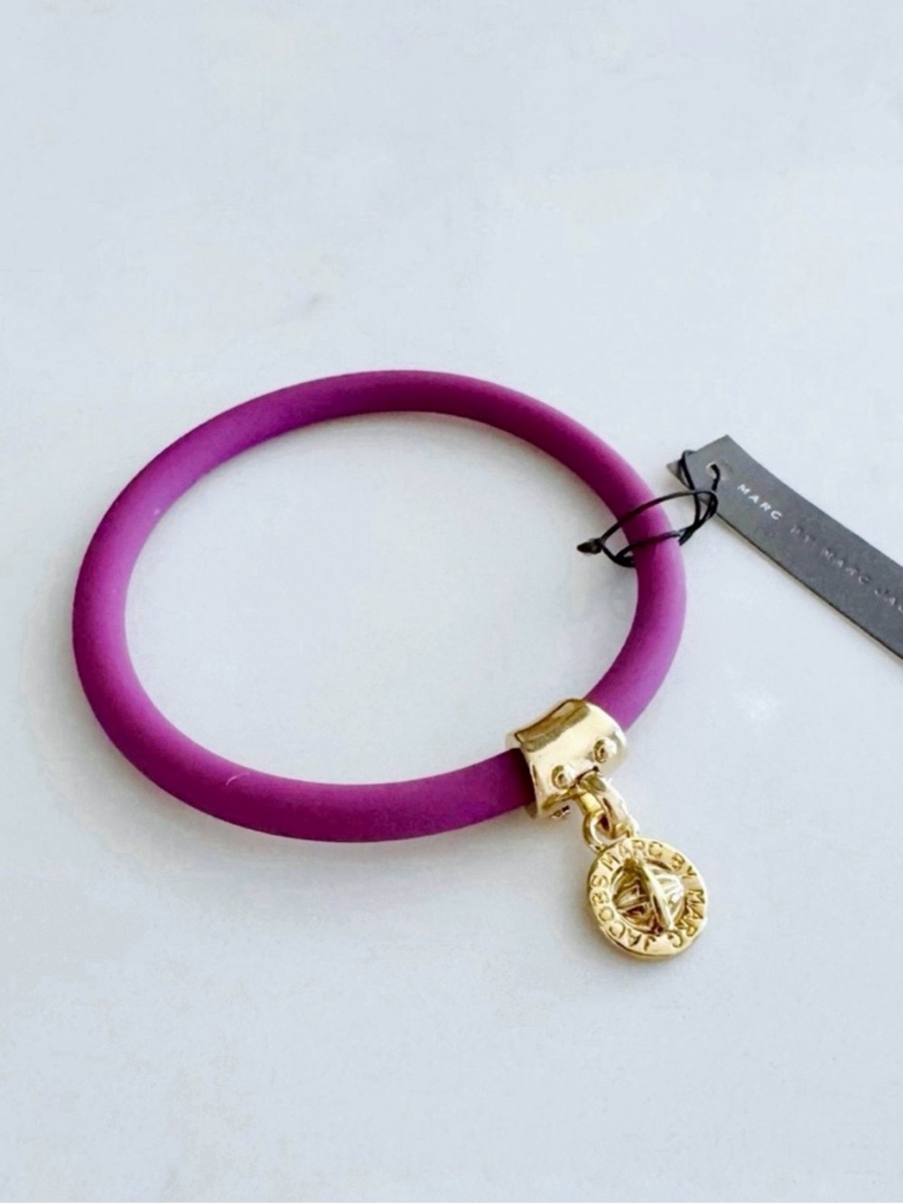 Marc Jacobs Silicone Turnlock Charm Bracelet, Plum (Purple)